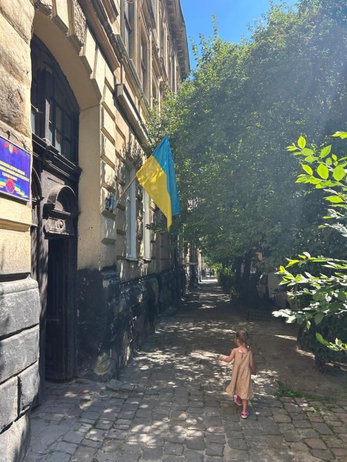 Miamo Apart Вулиця Кучера 24 Lviv Buitenkant foto