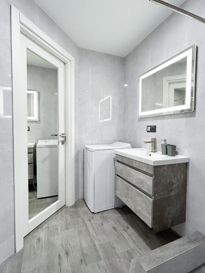 Miamo Apart Вулиця Кучера 24 Lviv Buitenkant foto